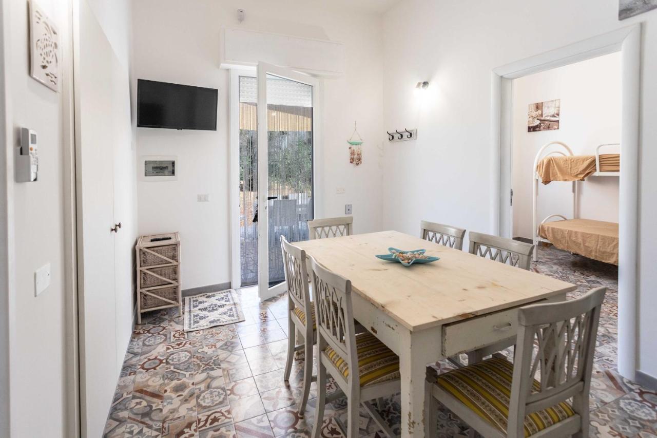 Villetta Andrea A Due Passi Dalla Sabbia - Apulia Home Torre San Giovanni Ugento Ngoại thất bức ảnh